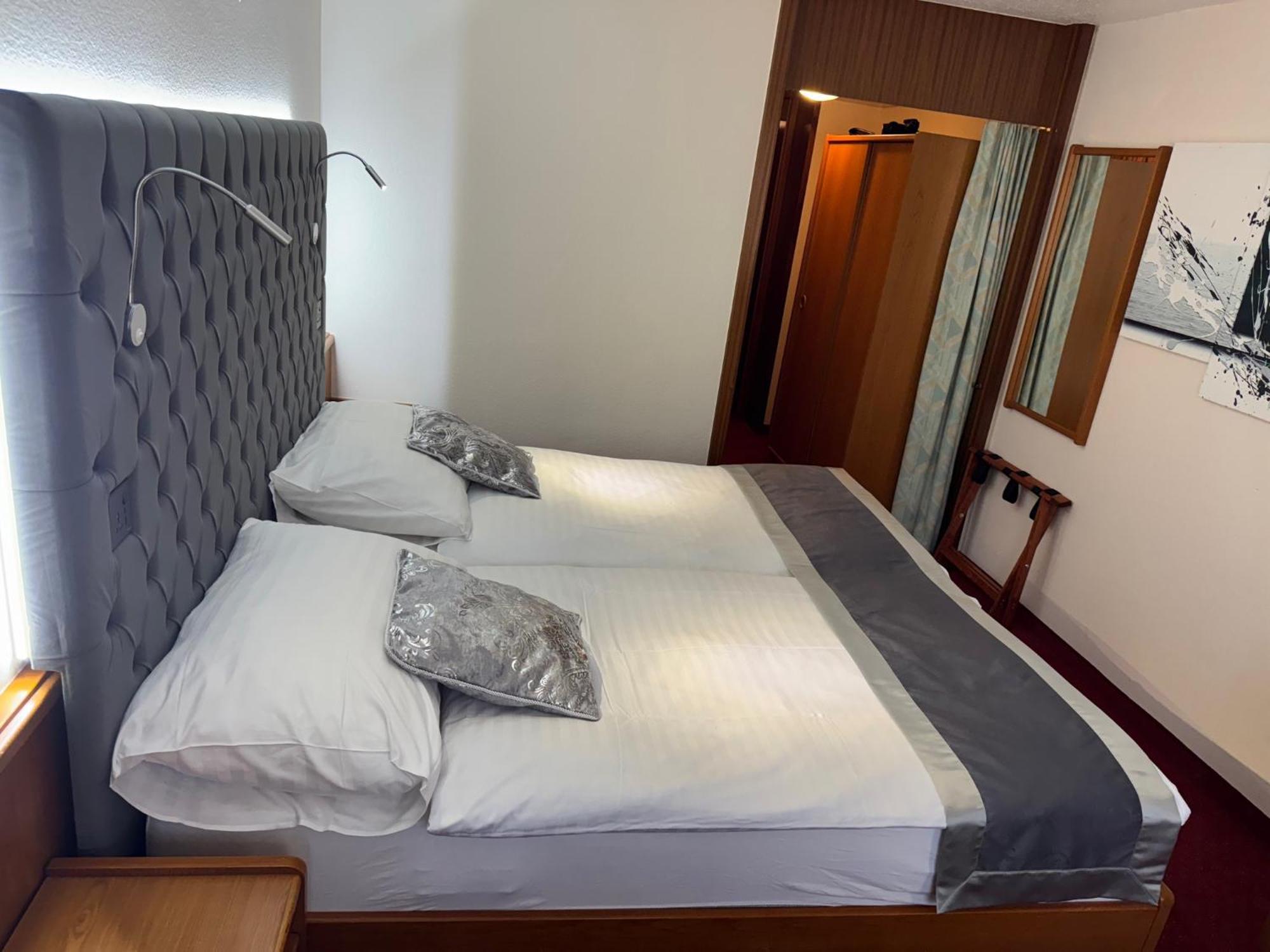 Des Trois Rois Hotel 3*